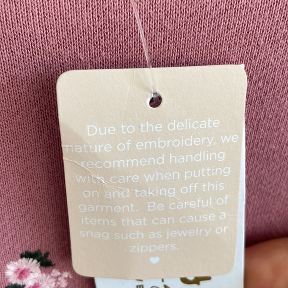 Spiritual Gangster embroidered pink sweatshirt. - Picture 5 of 5